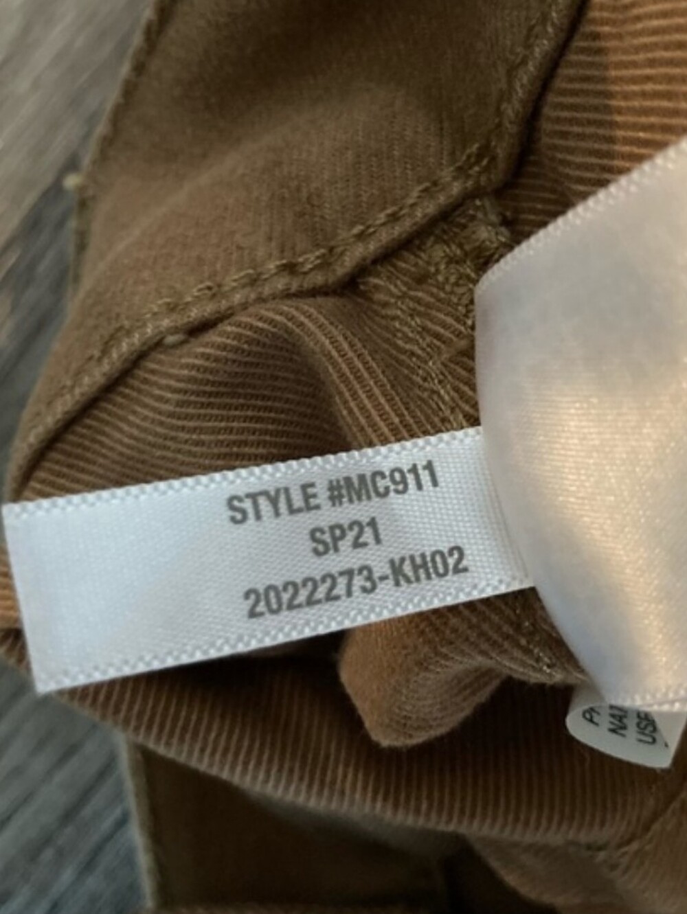Madewell | The Perfect Vintage Fatigue Shorts in Tan - Picture 10 of 11